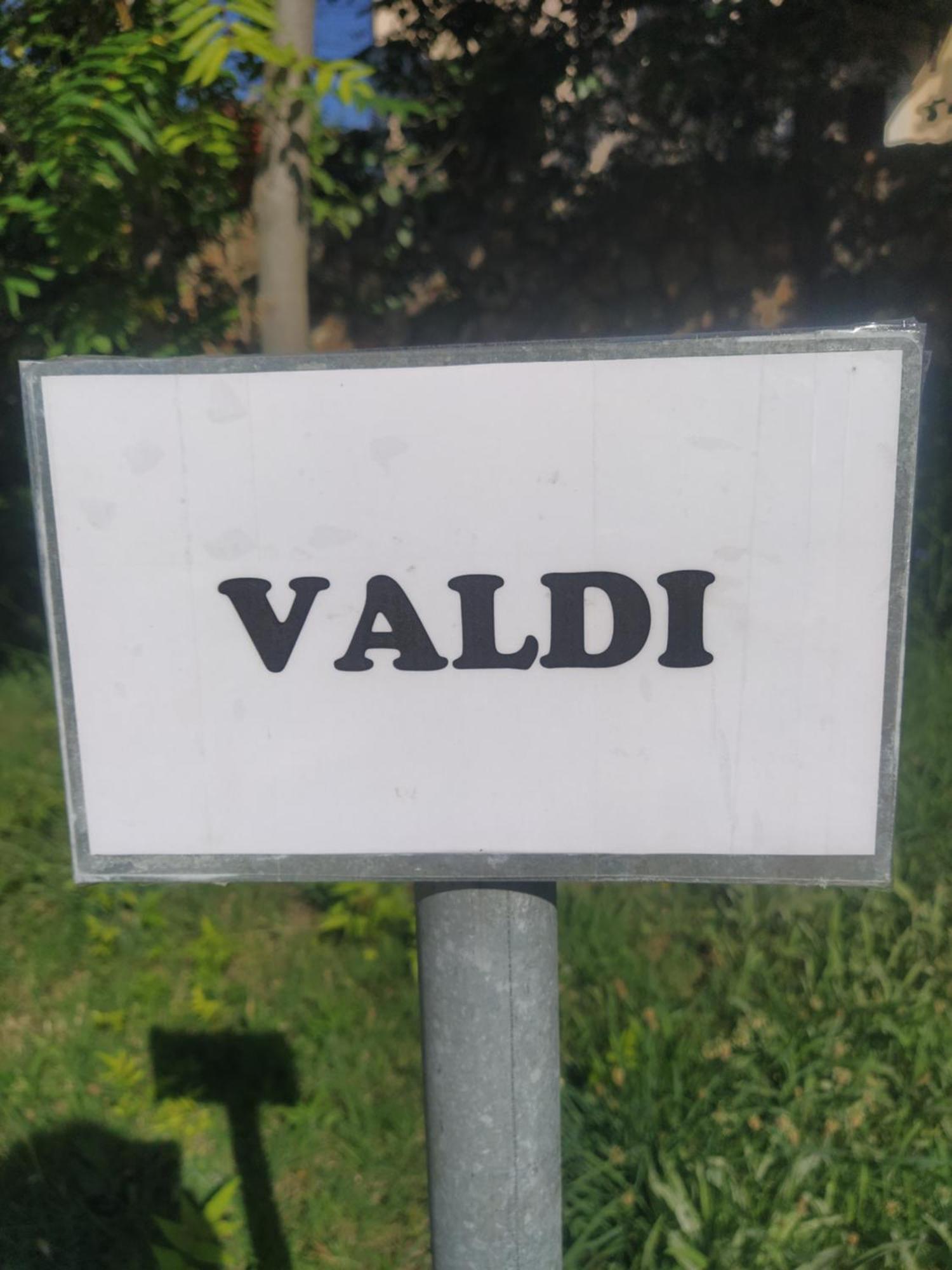 Valdi Apartment